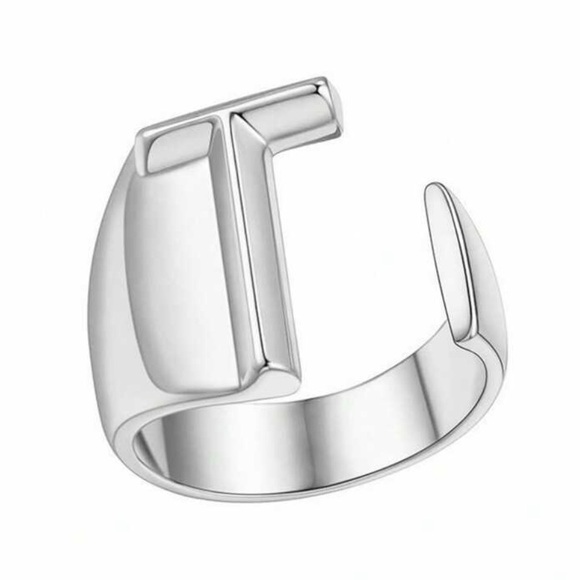 *NEW* OLIVIA RODRIGO Themed GUTS Letters Set of 4 Rings in Silver - Picture 5 of 11